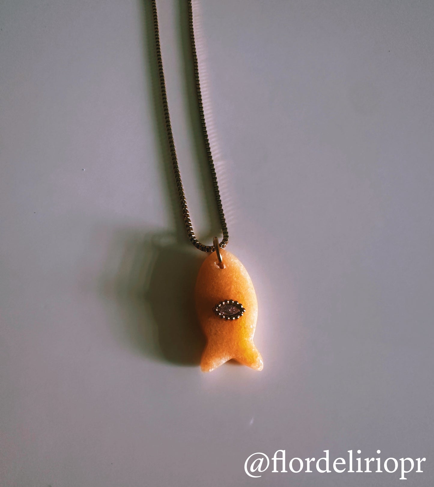 Pececito necklace
