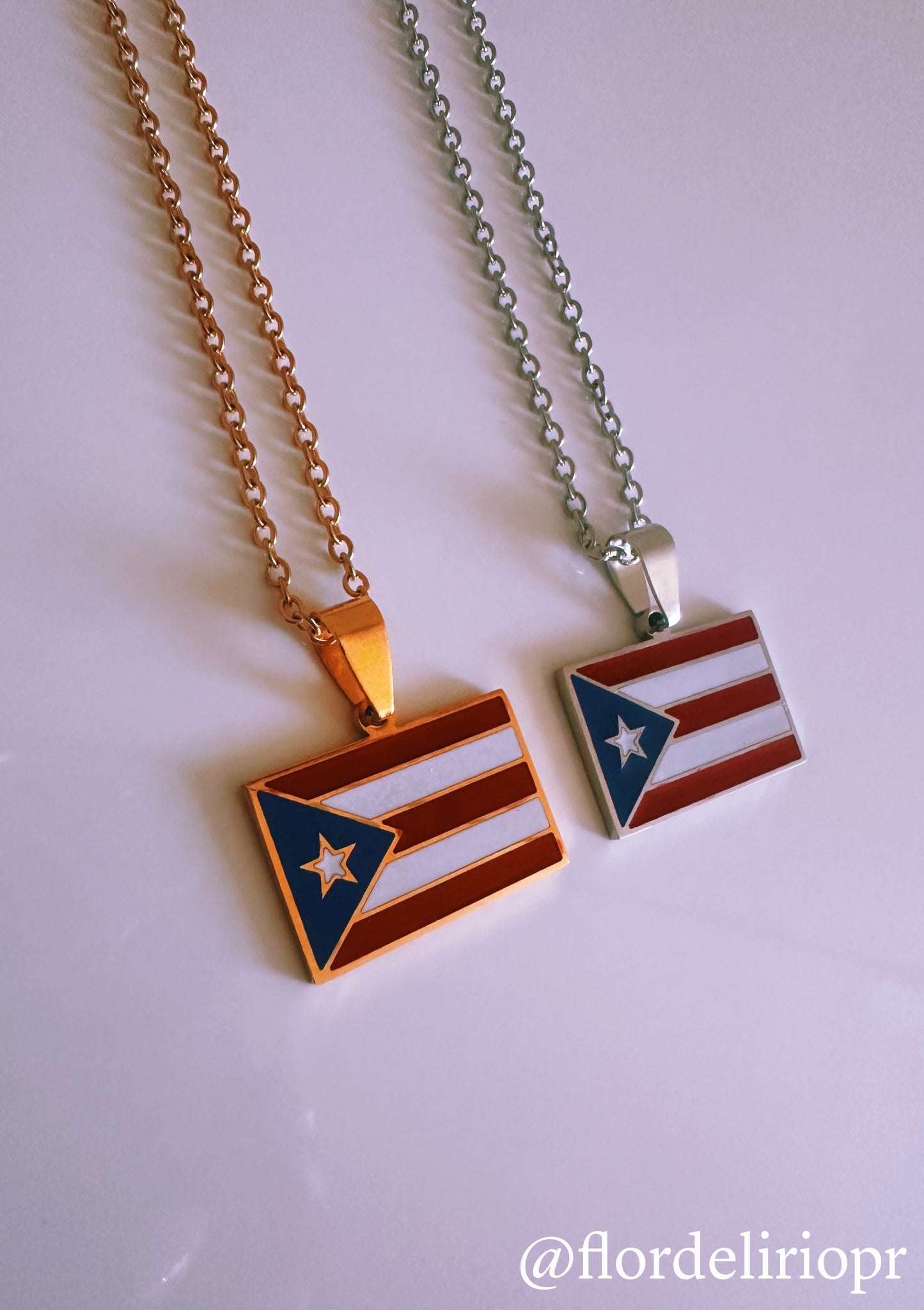 La bandera necklace