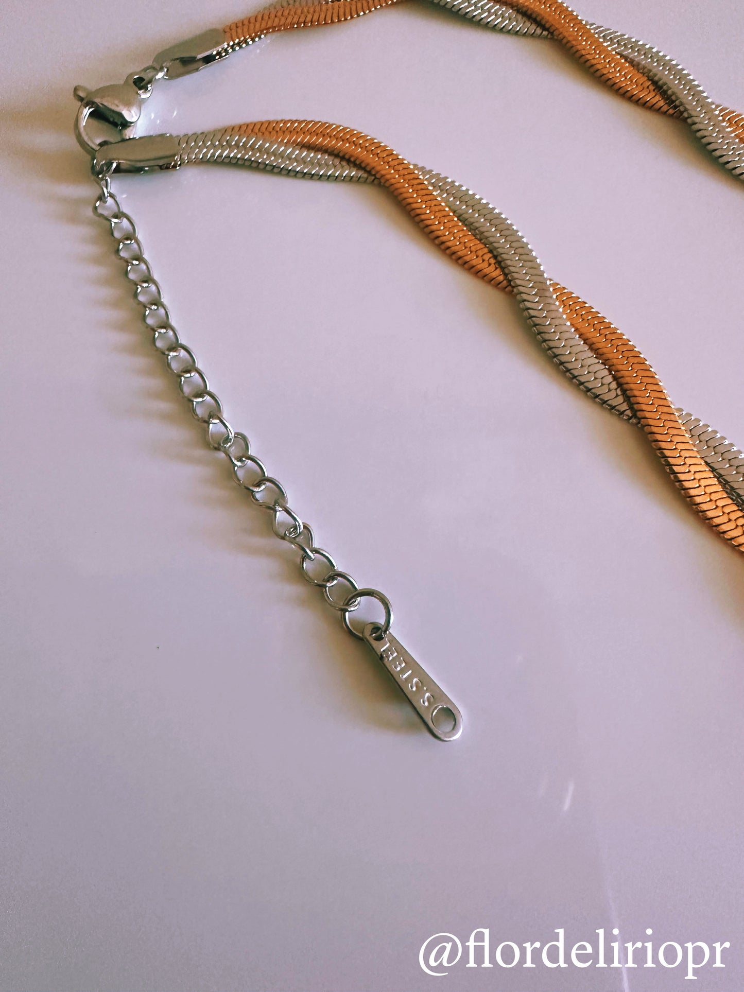 Two tones snake necklace