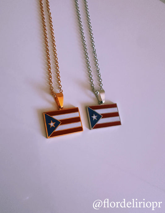 La bandera necklace