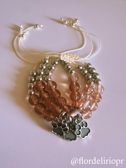 Vintage paw macrame bracelet