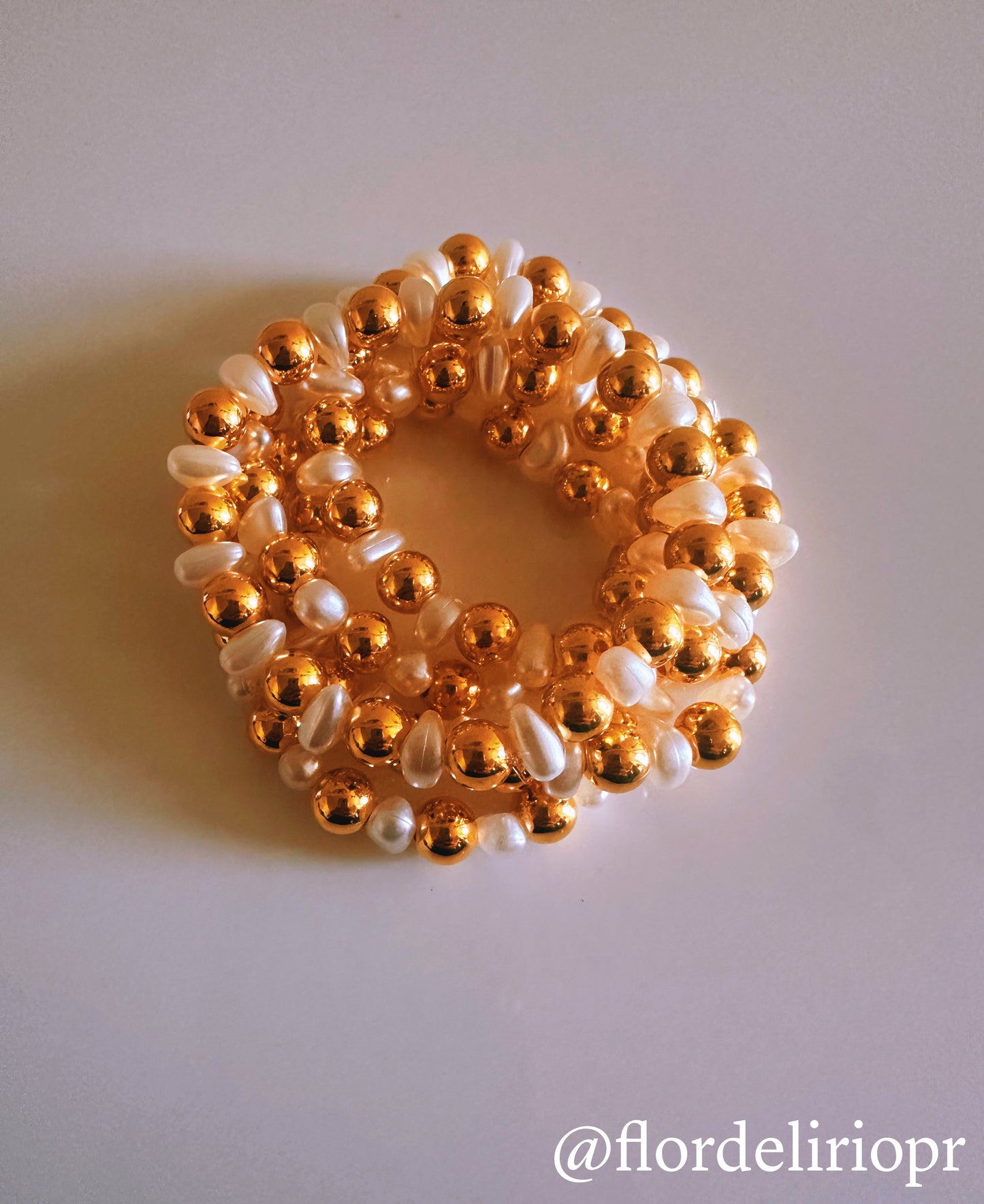 Pearls and gold obsession bracelet