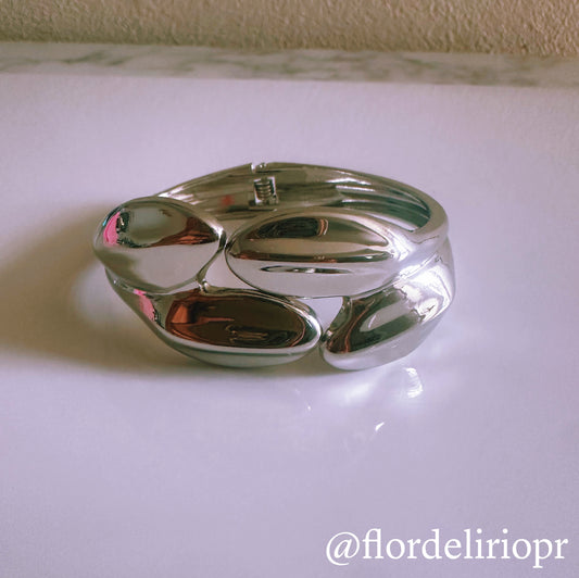Esterlina cuff