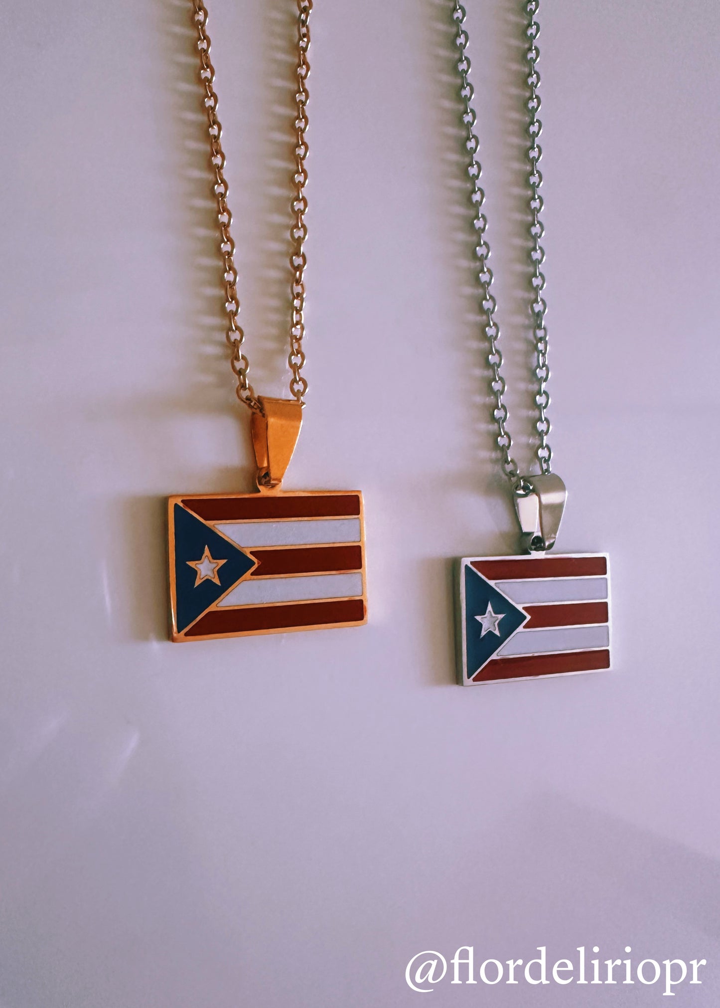 La bandera necklace
