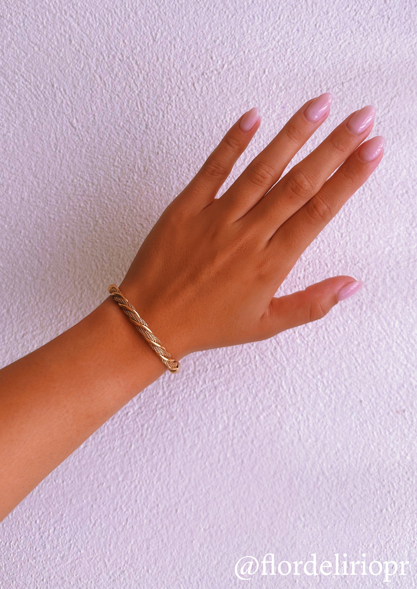 Gold twisted cuff