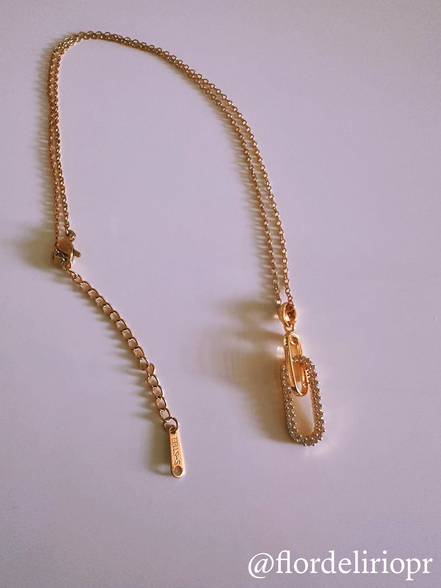 Zircons paper clip necklace