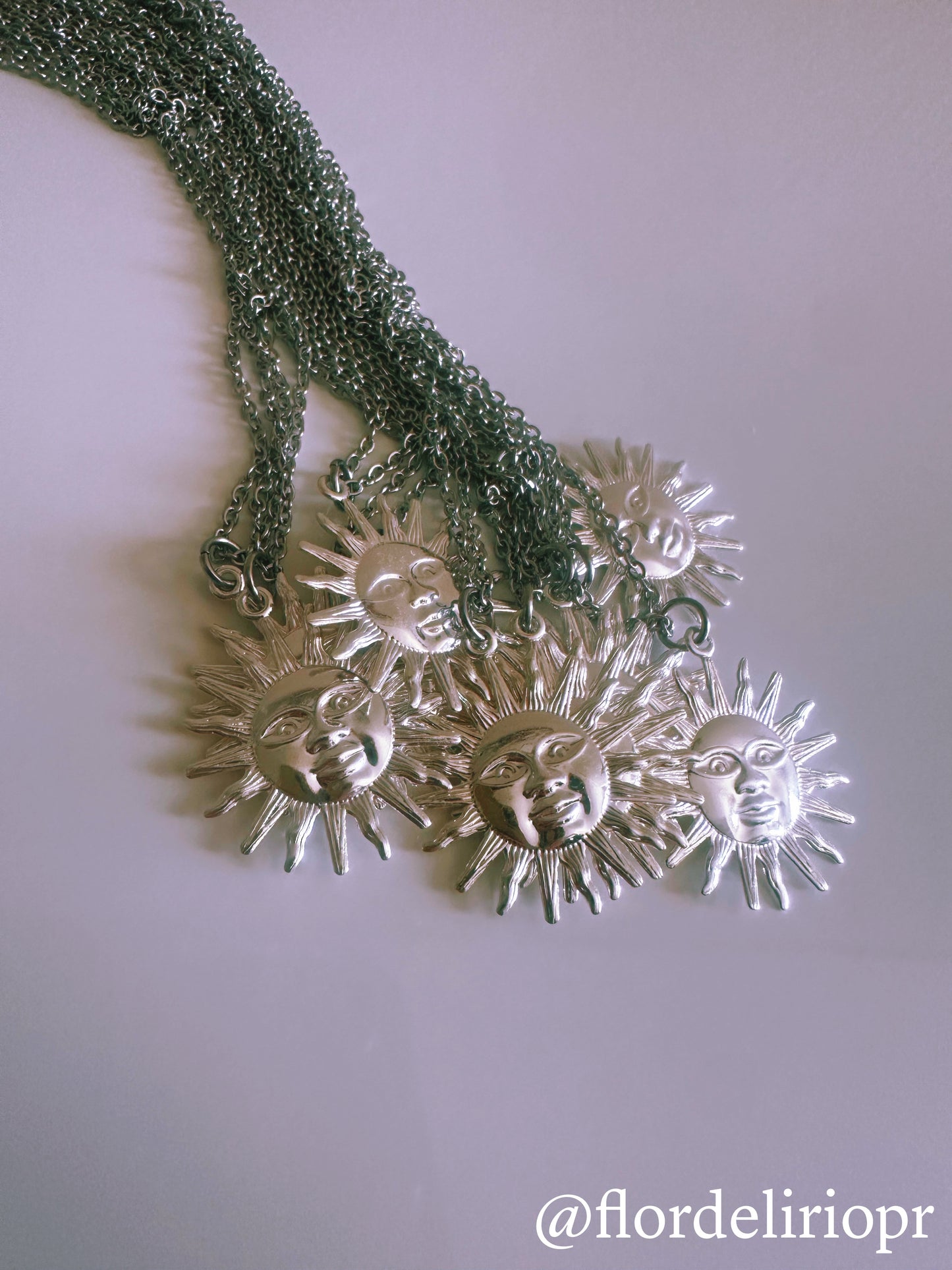 Sol plata necklace