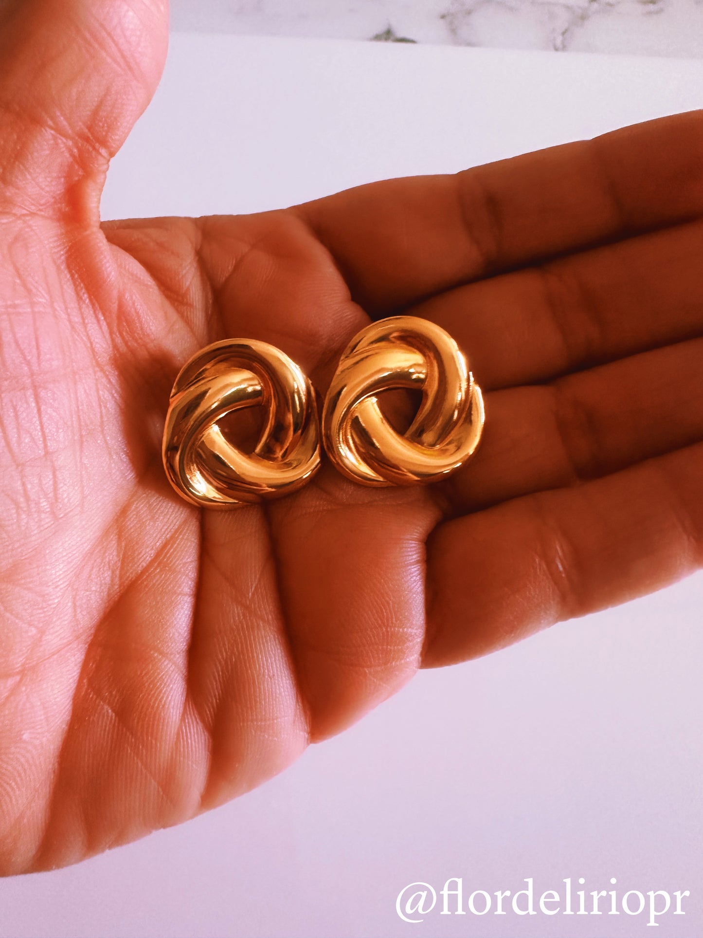 Trinity gold earrings