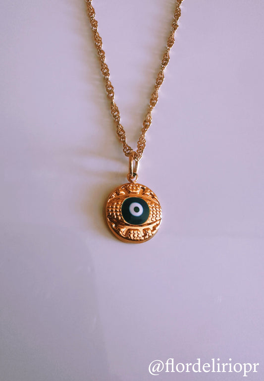 Royal blue turkish eye necklace