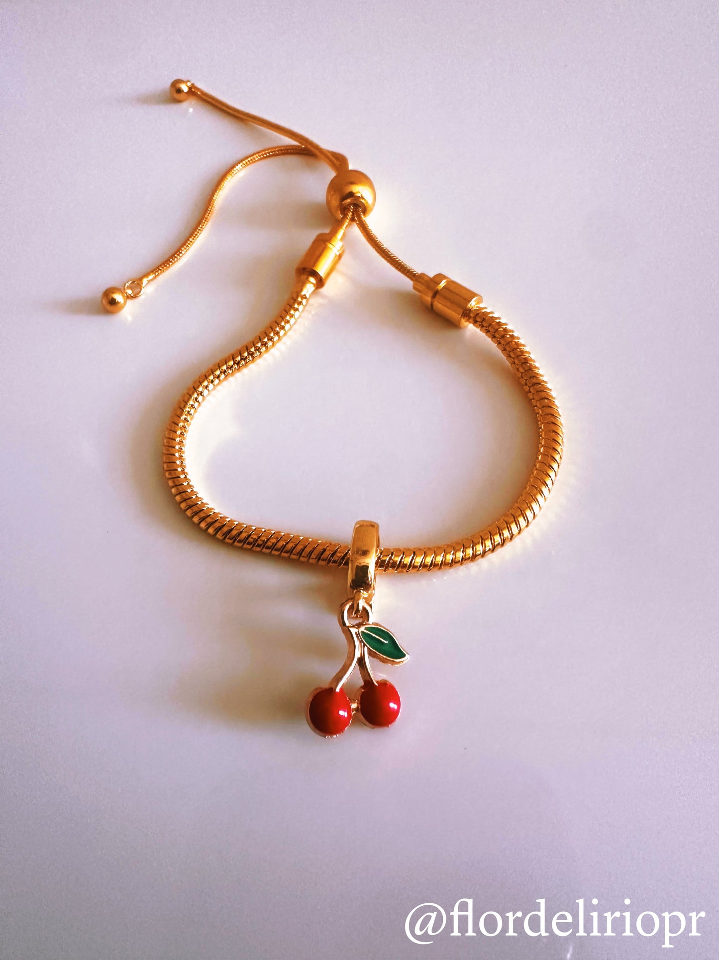 Cherry bracelet