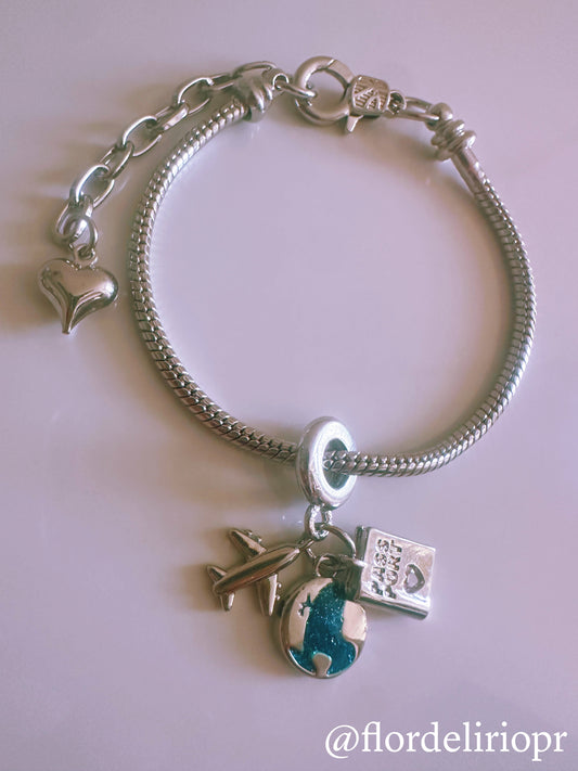 Blue world silver travel bracelet