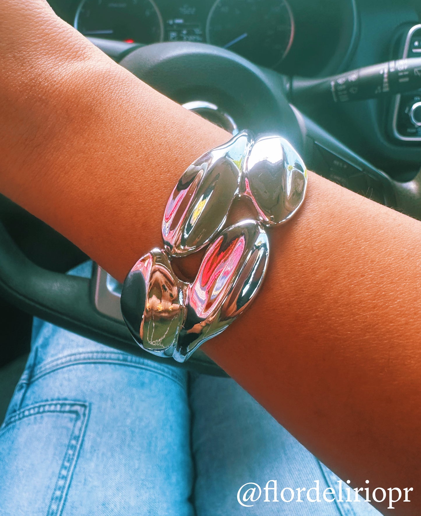 Esterlina cuff