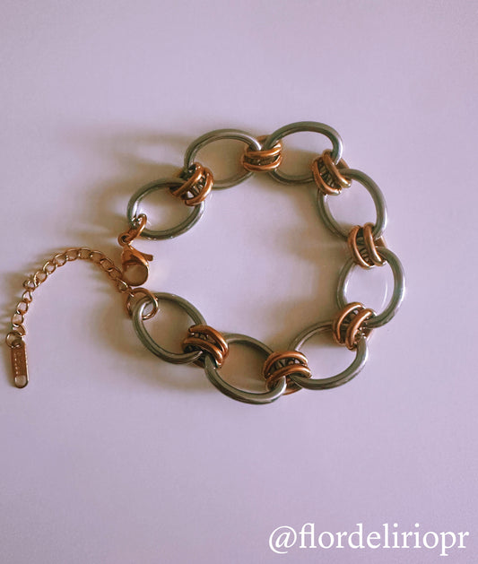 Two tones linked bracelet