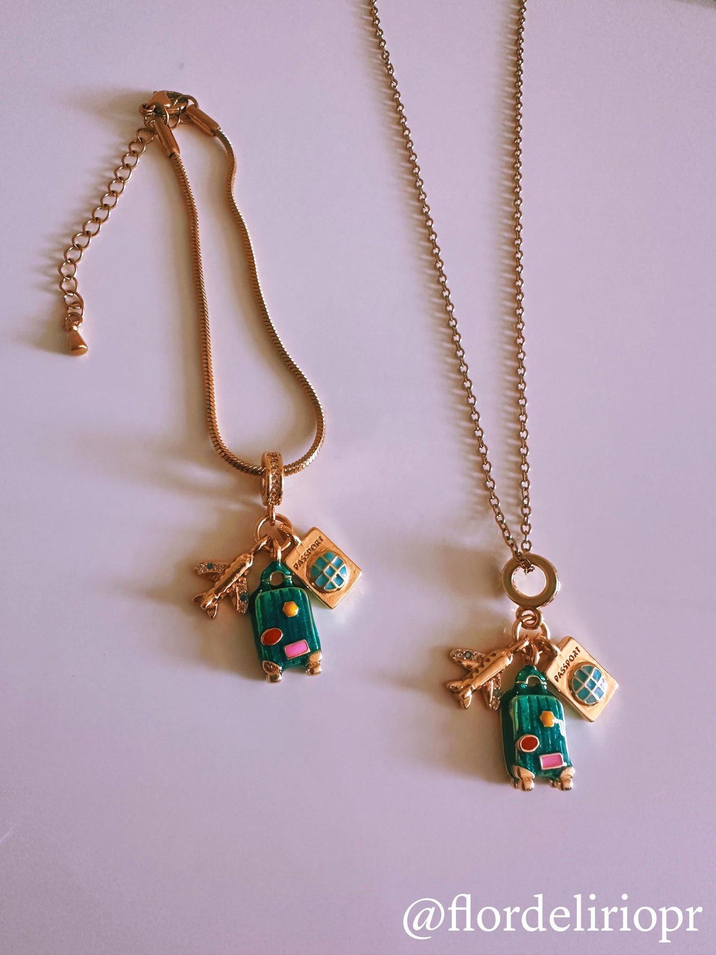 Turquoise baggage gold bracelet