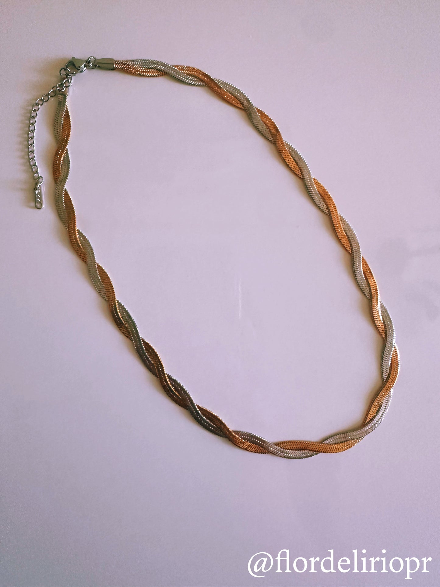 Two tones snake necklace