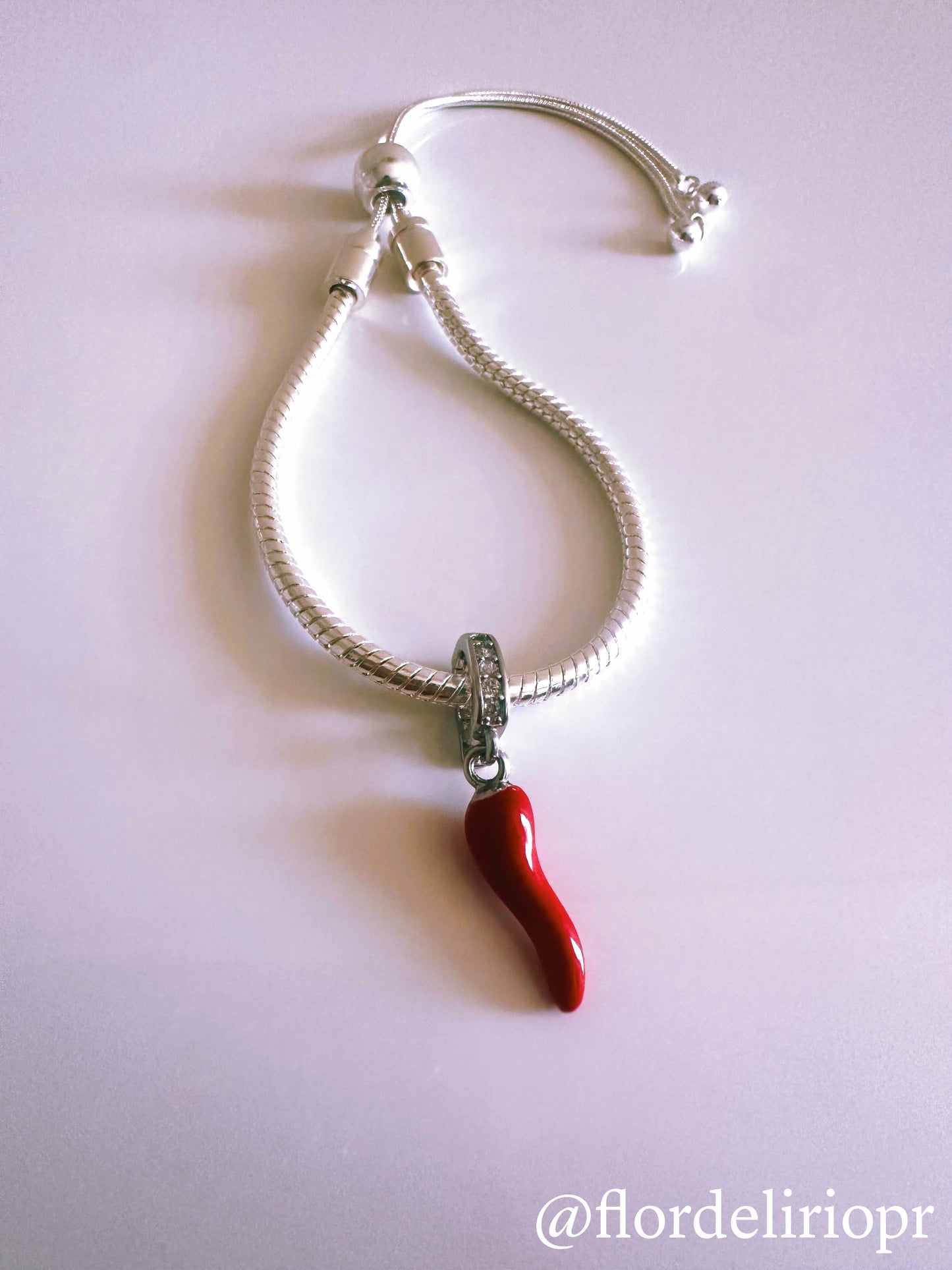 Chili bracelet