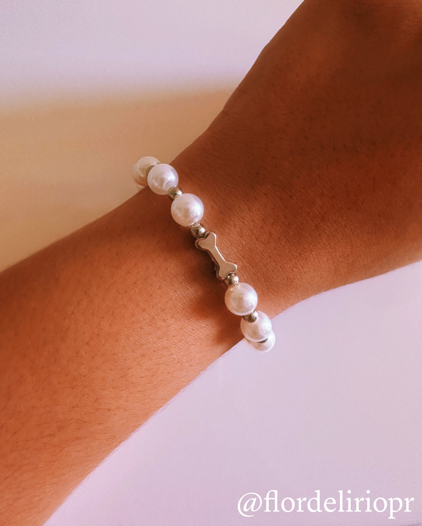Dog bone and pearls bracelet