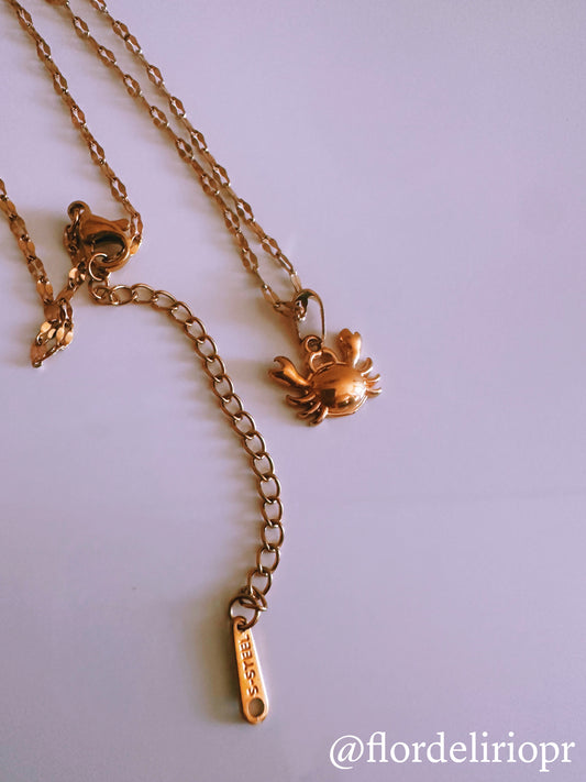 Cangrejo necklace