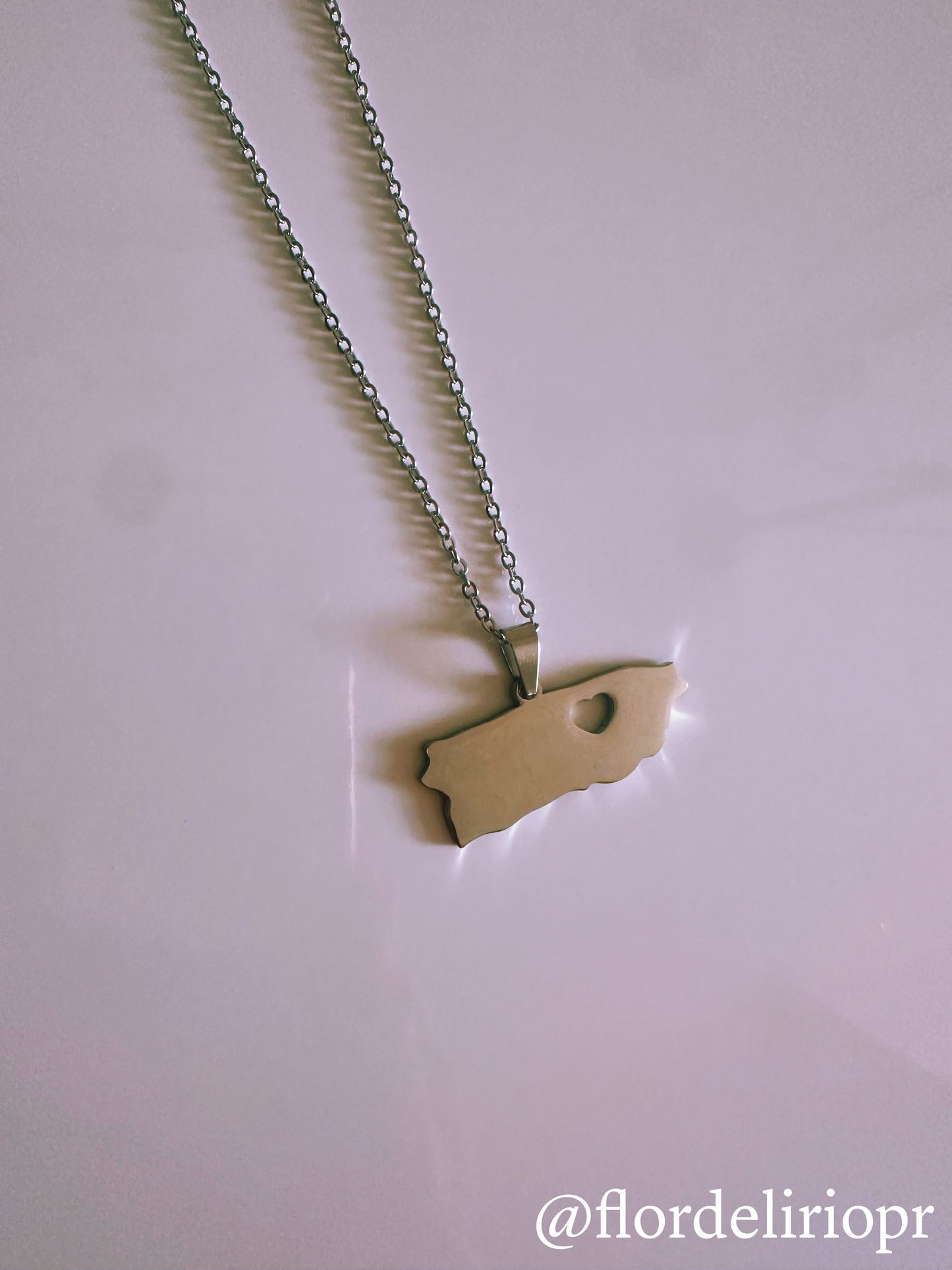 Puerto Rico love necklace