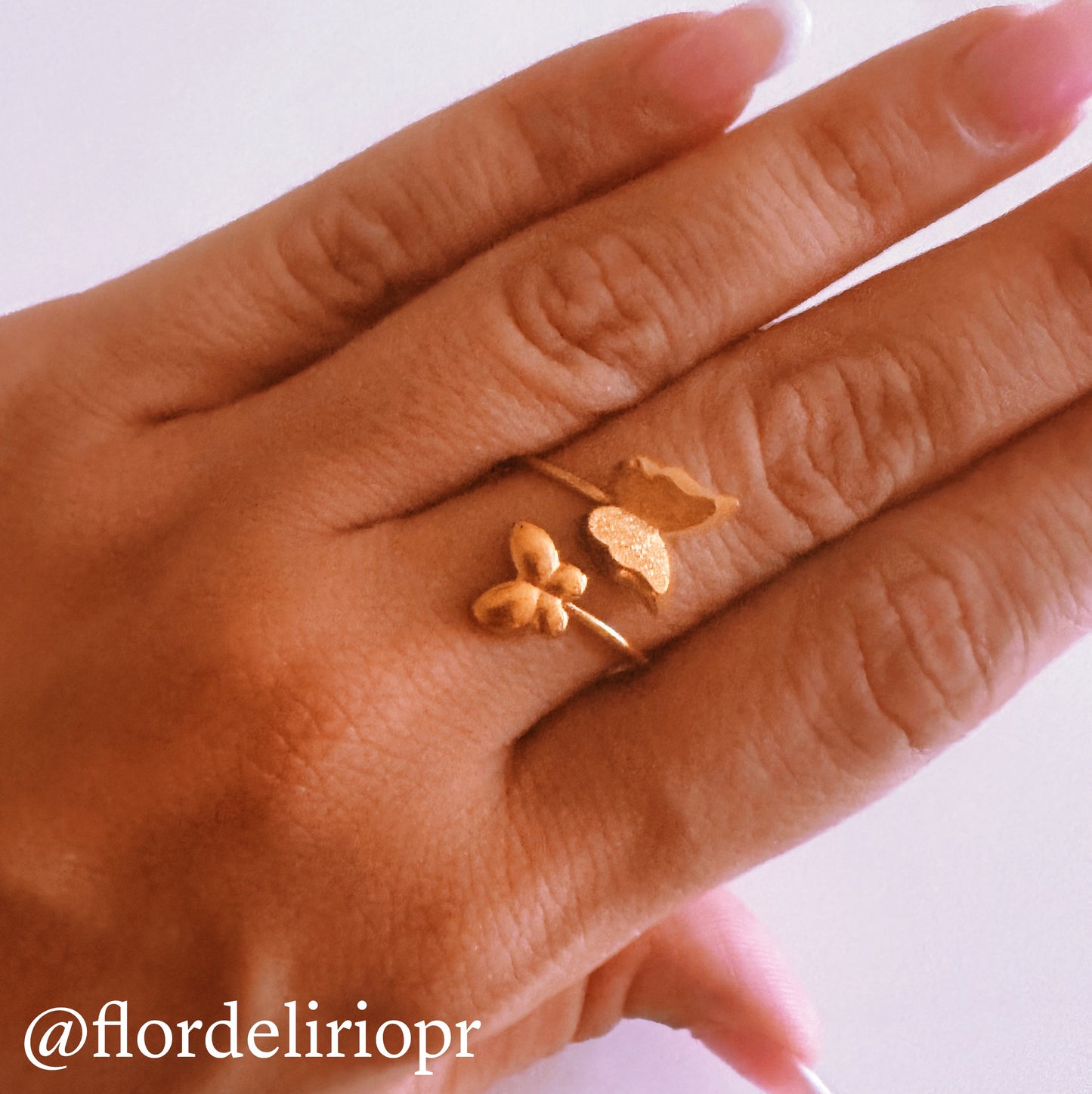 Mariposa ring