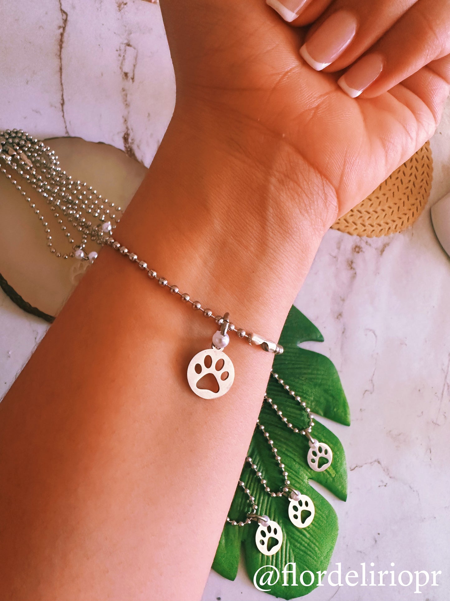 Military chain paw bracelet