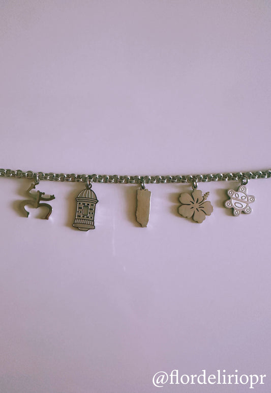 Borinquen silver necklace