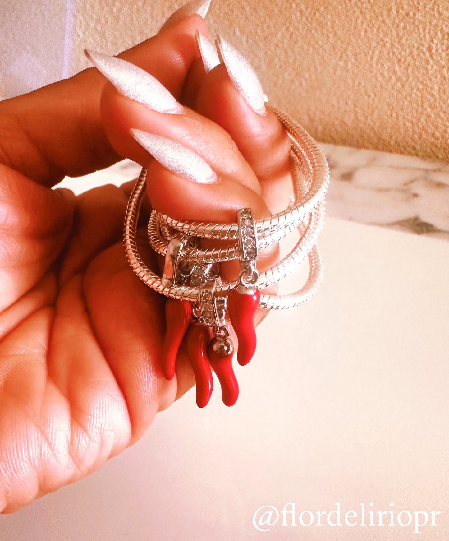 Chili bracelet