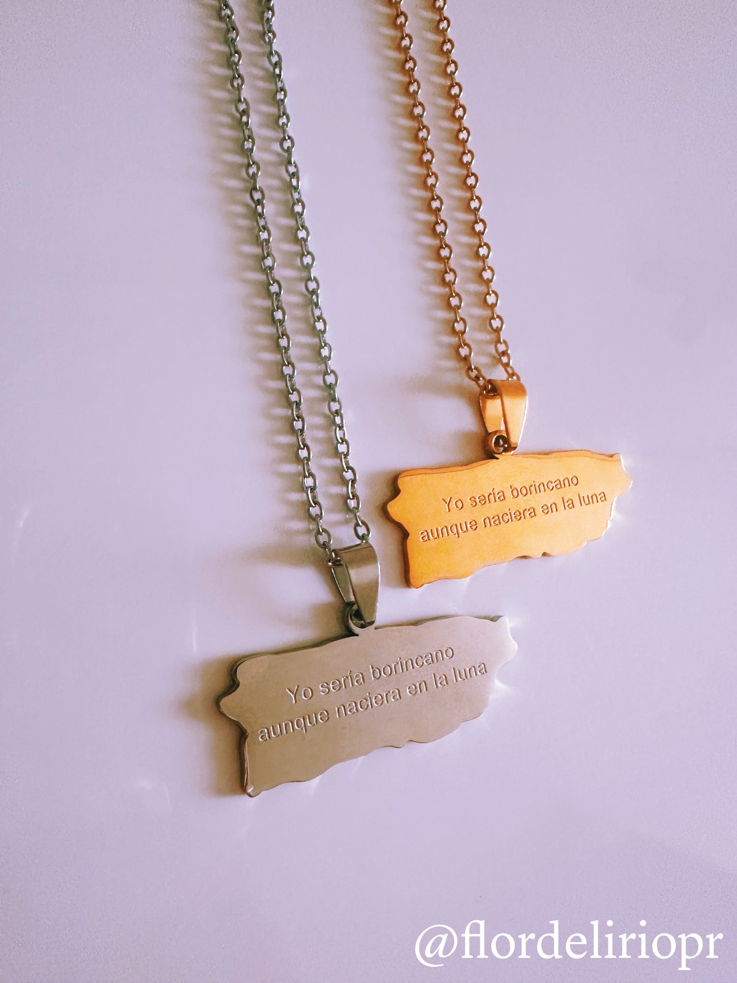 Boricua en la luna necklace