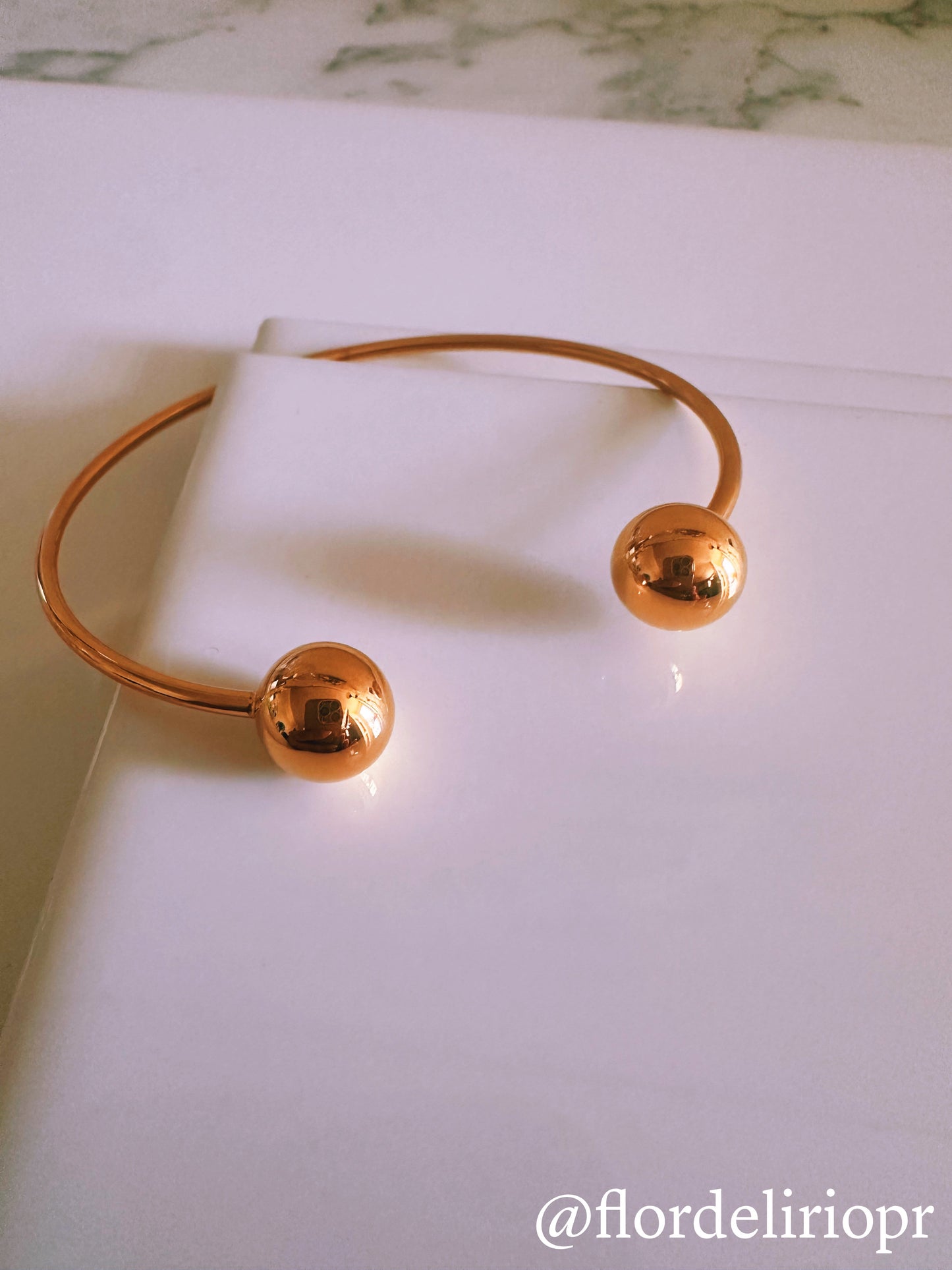 Cuff balls bangle