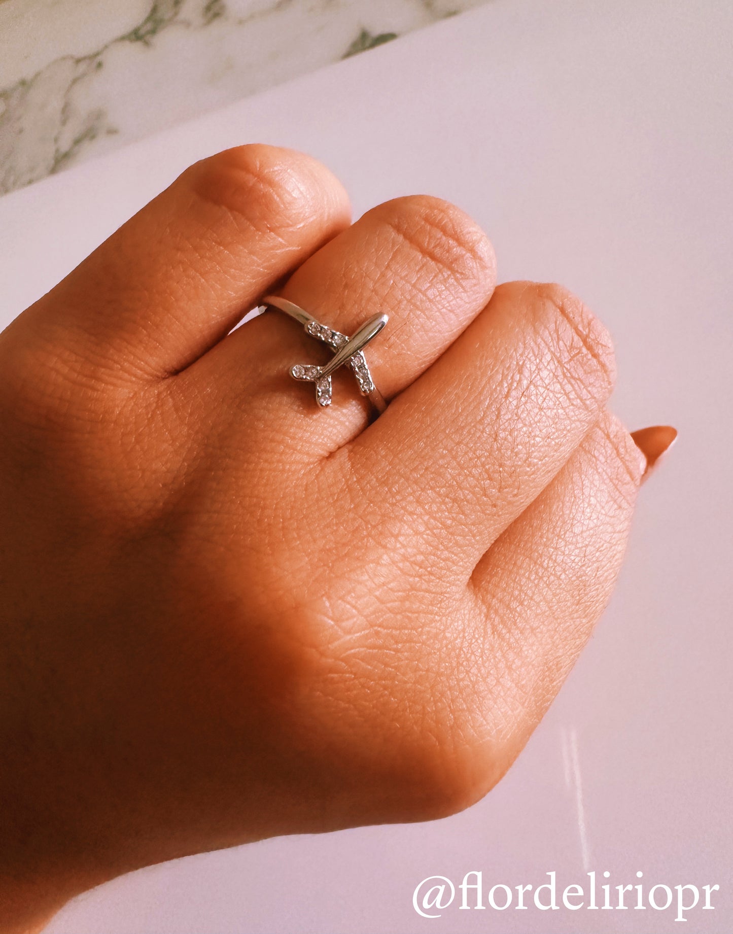 Zircons silver airplane ring