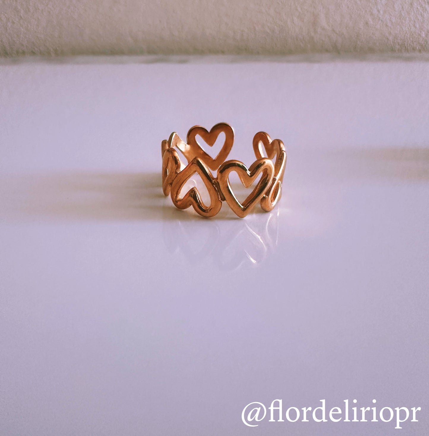 Vintage hearts ring