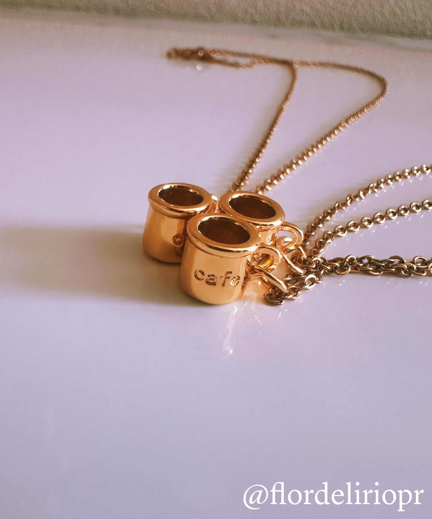 Tacita de café necklace