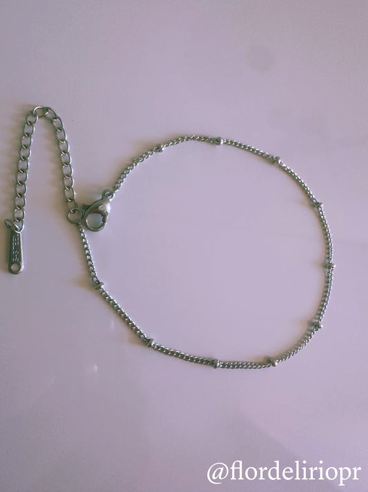 Silver minimalist anklet