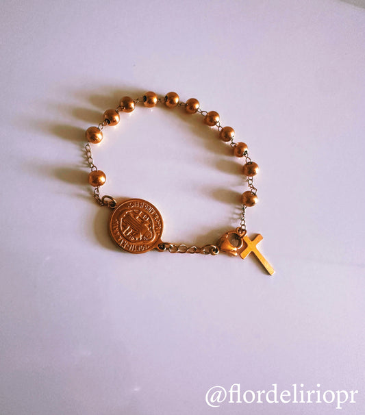 Cross gold bracelet