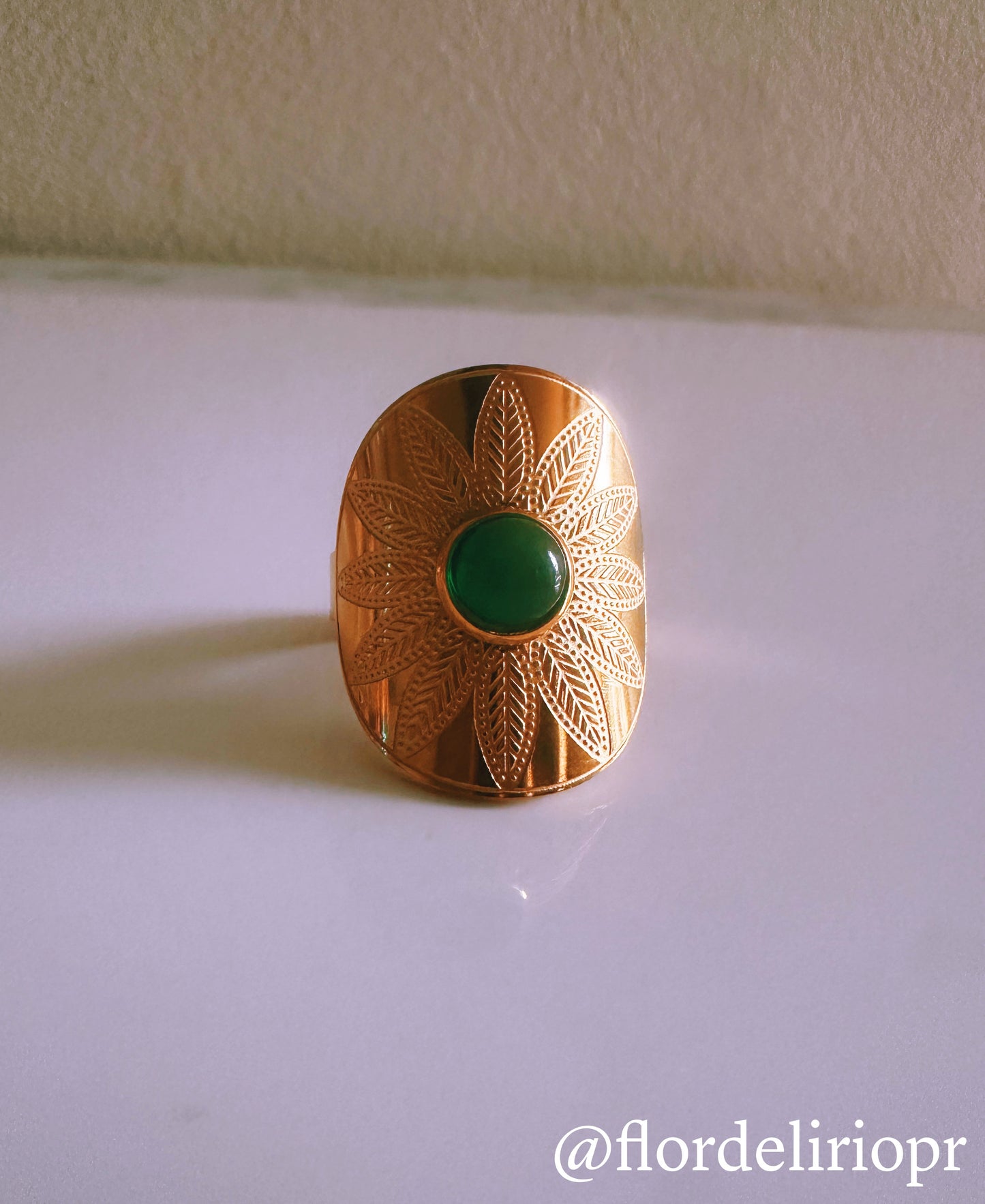 Green stone ring