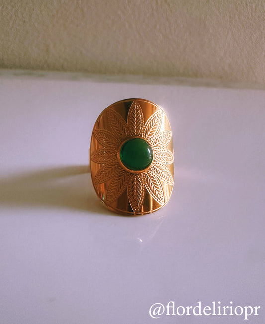 Green stone ring