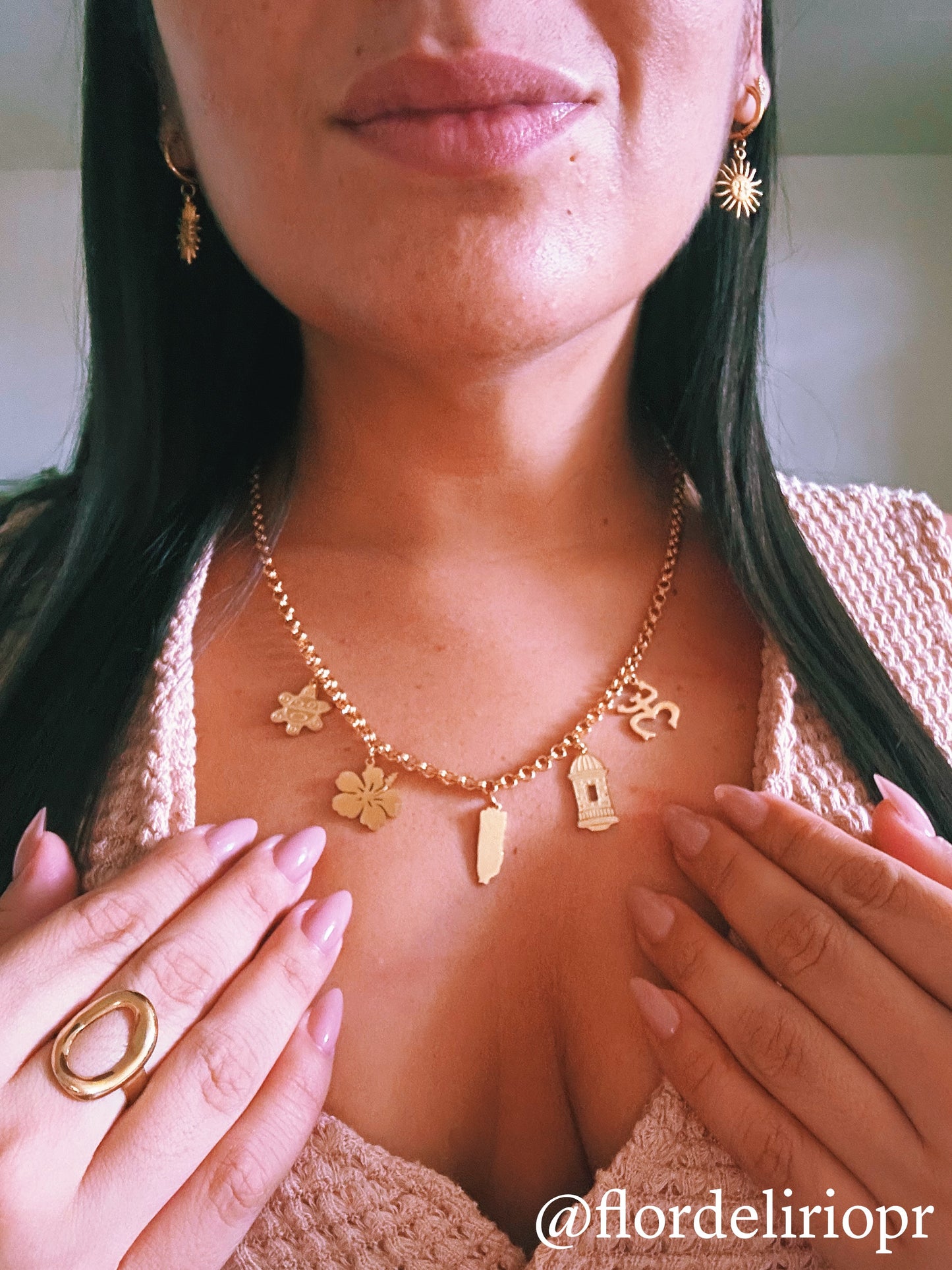 Borinquen gold necklace