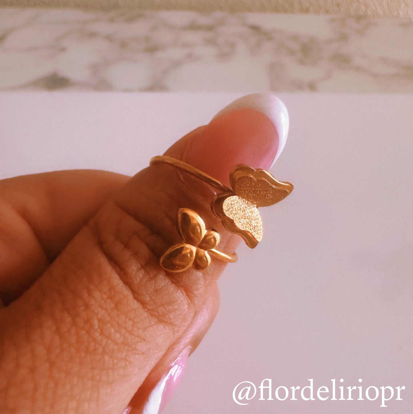 Mariposa ring