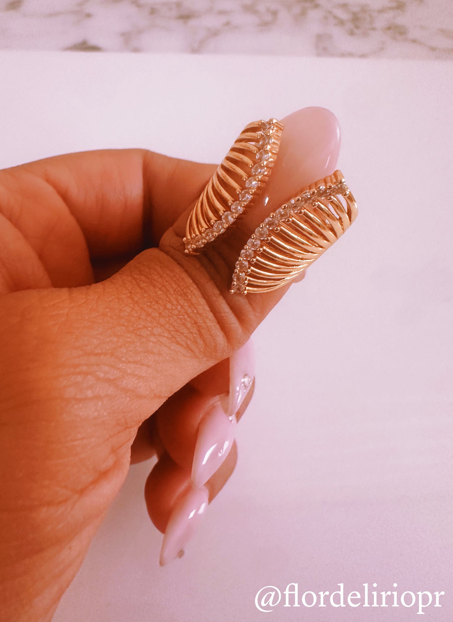 Zirconias ring