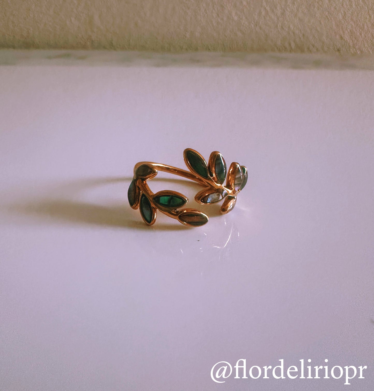 Mosaico leaves ring