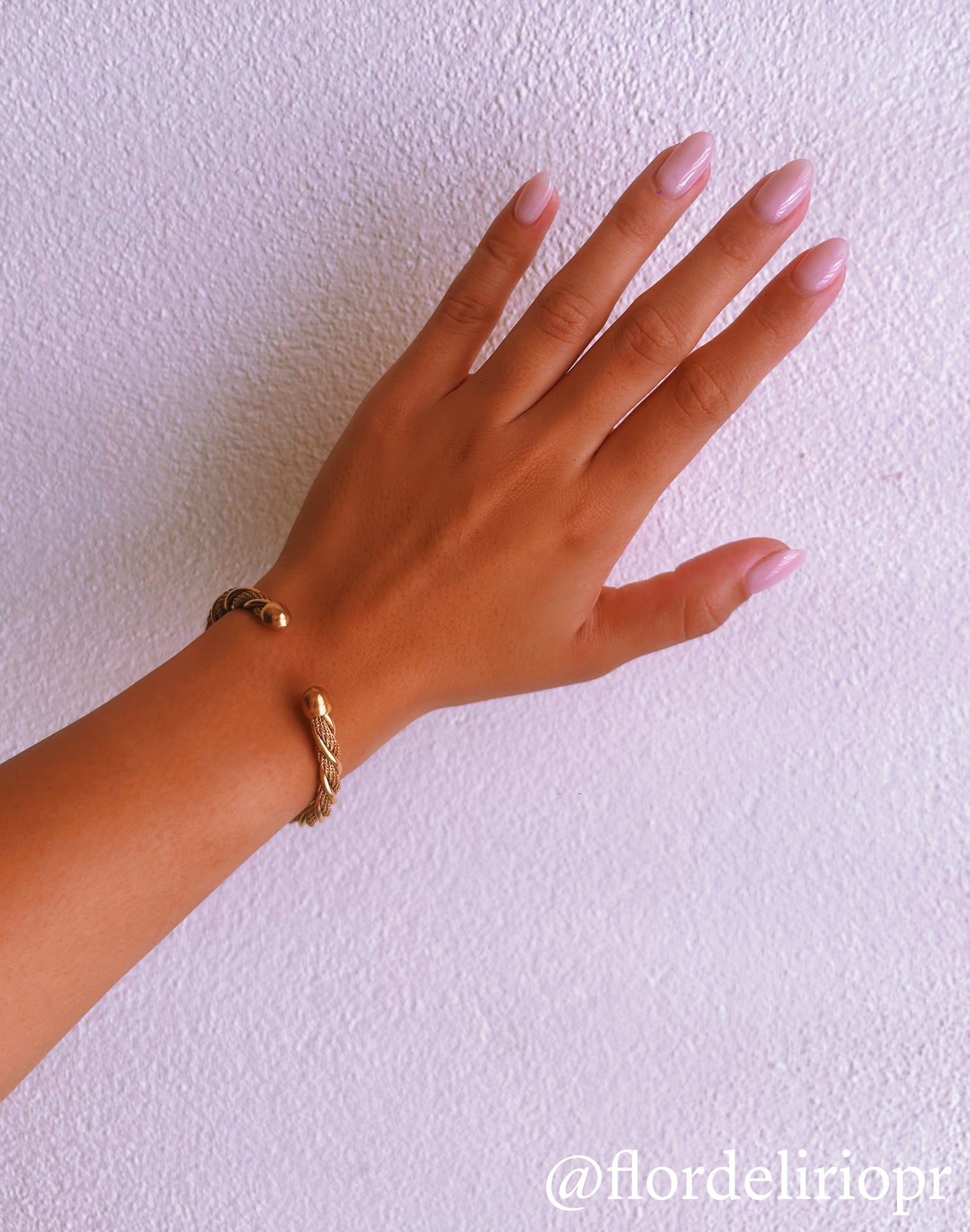 Gold twisted cuff
