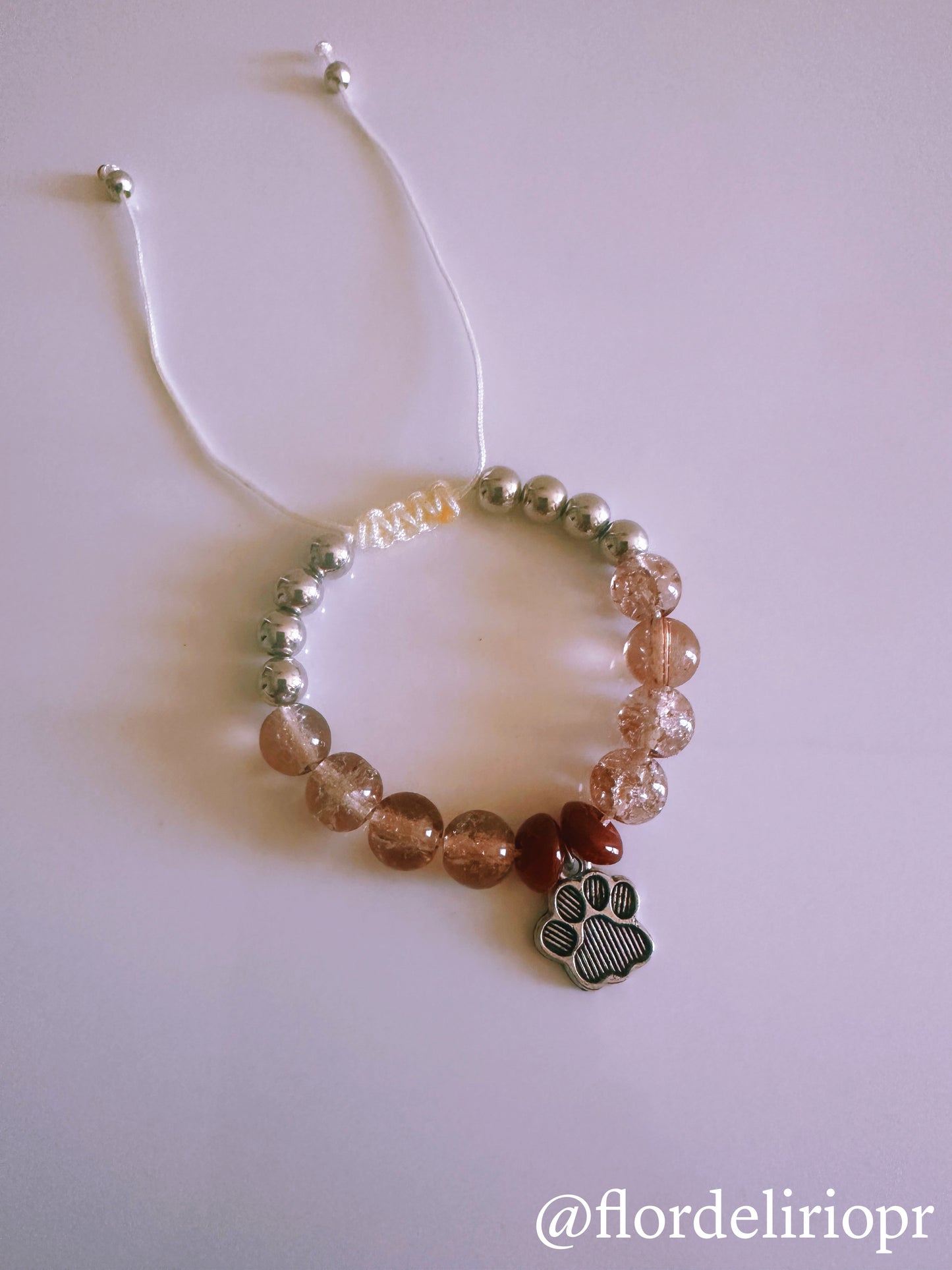 Vintage paw macrame bracelet