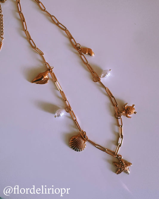 Playita necklace