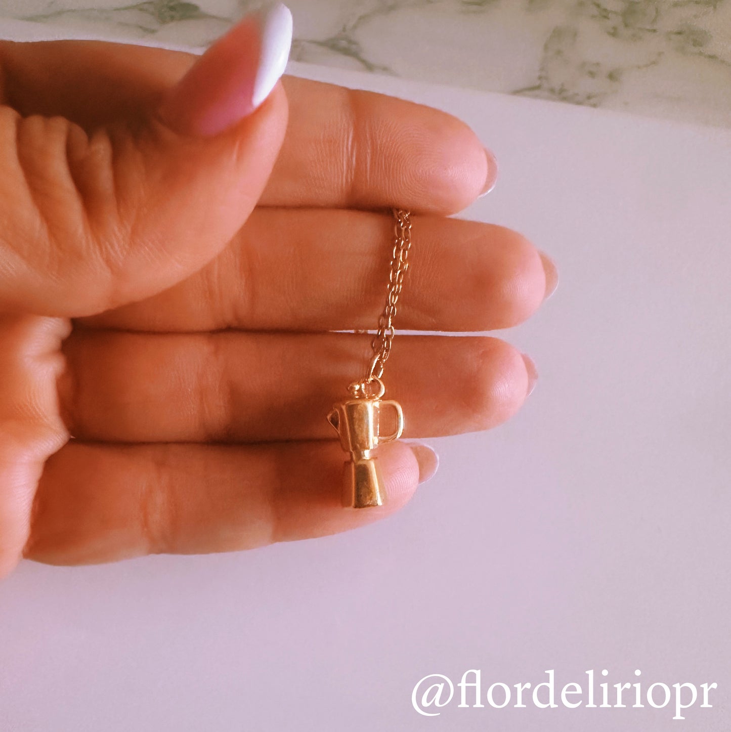 Cafetera necklace