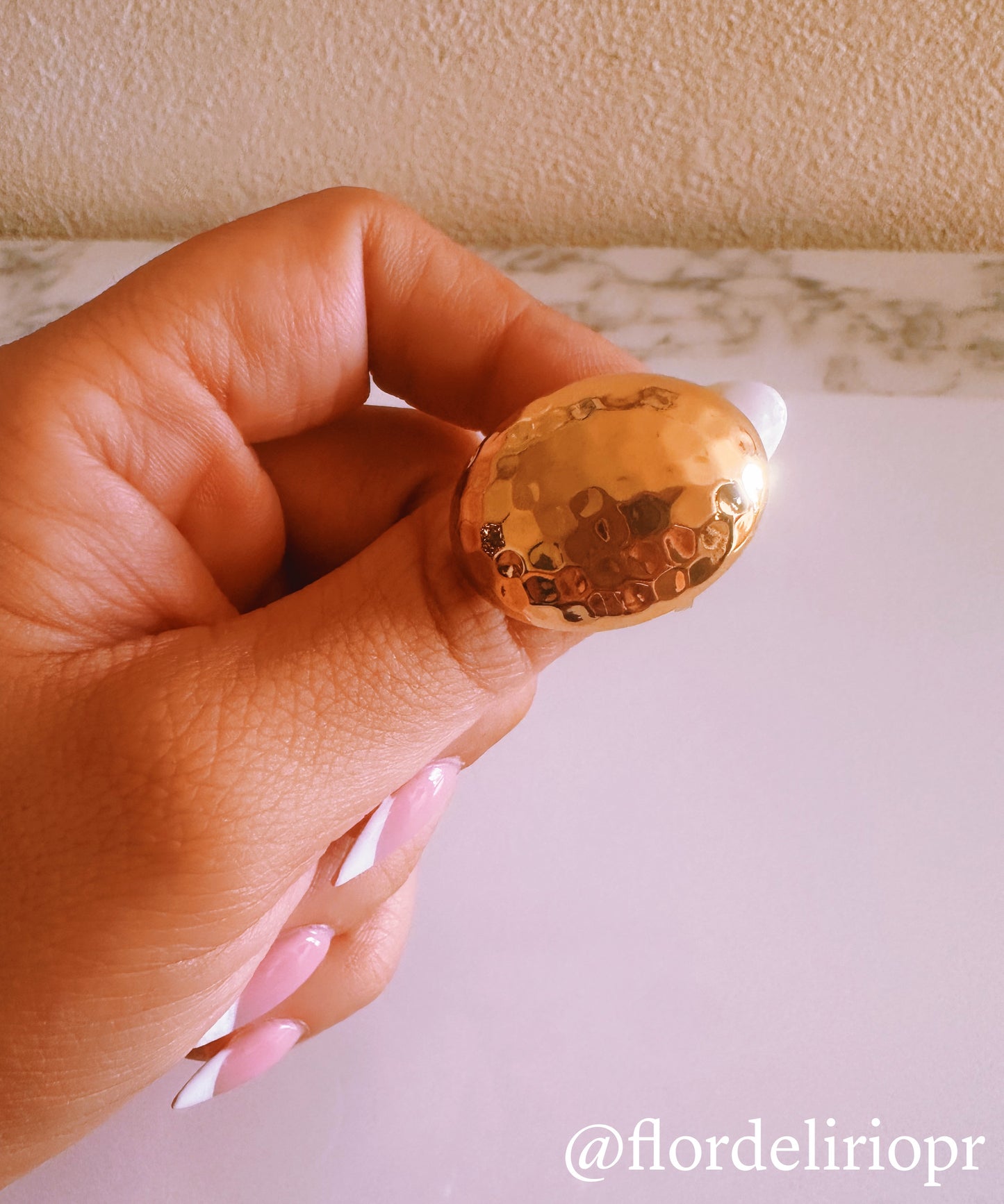 Gold oval ring