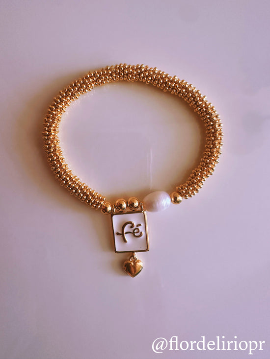 Fe y amor bracelet