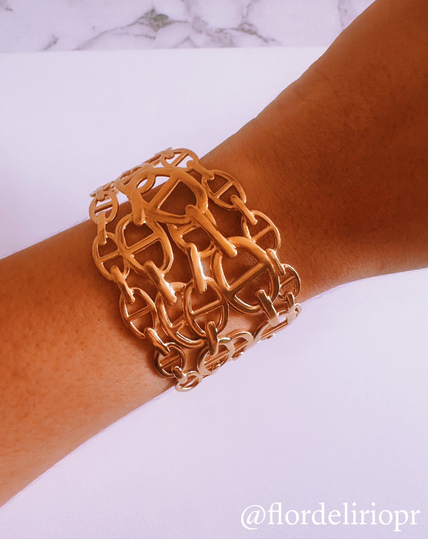 Bold gold bangle