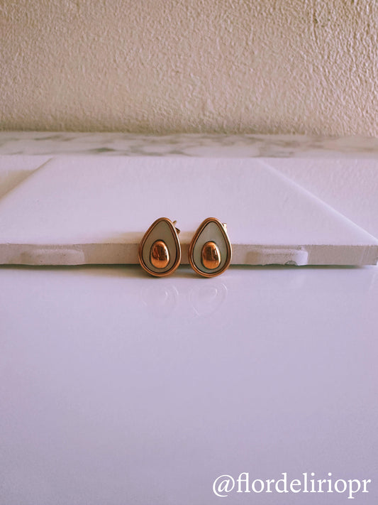 Avocado earrings