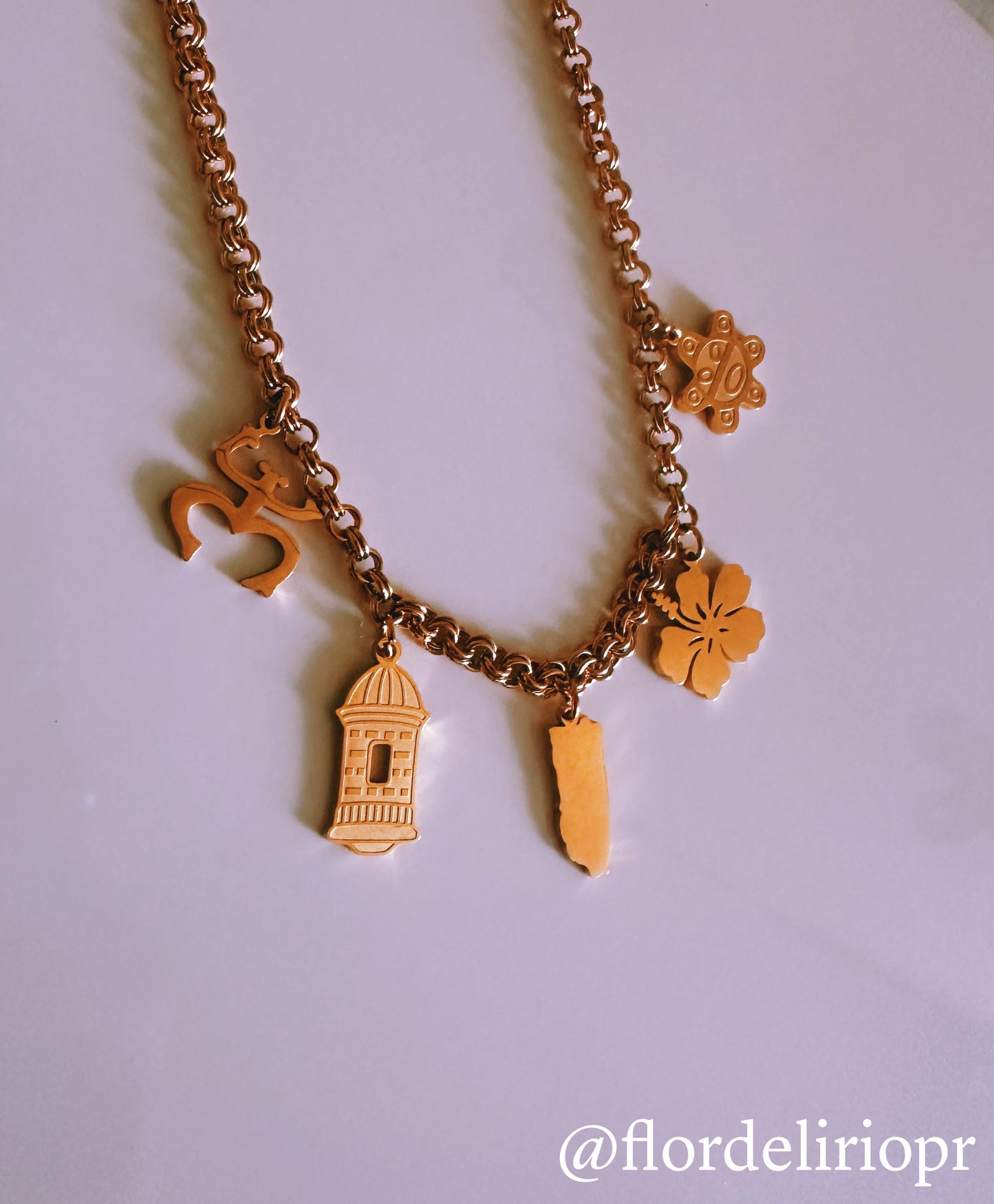 Borinquen gold necklace