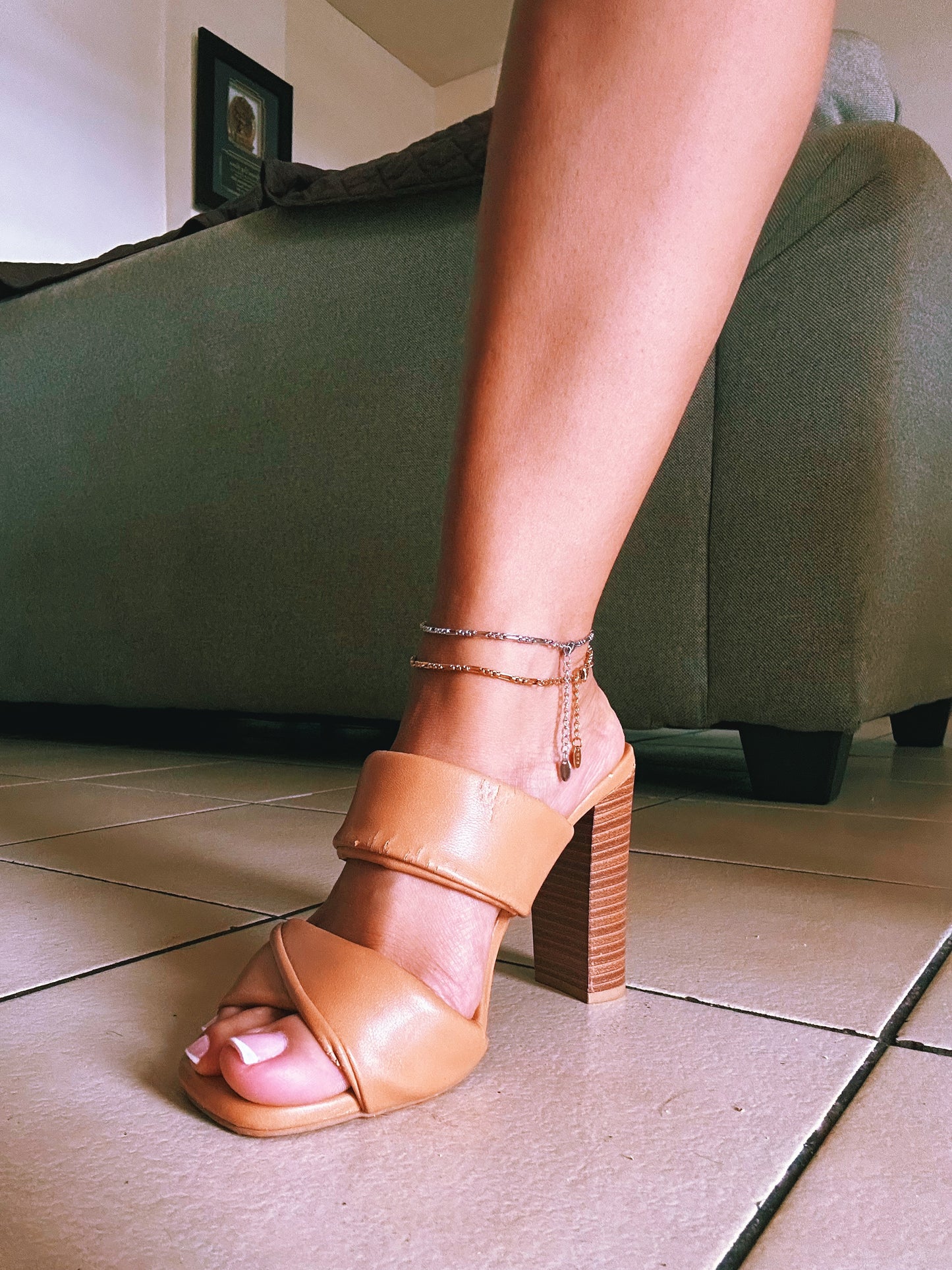 Linked anklet